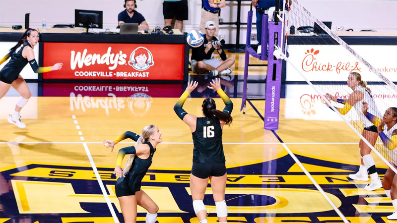 Jordan Heatherly sets a shot for a teammate during a game.