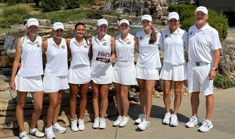 Members of the Shocker women's golf team at the Payne Stewart Memorial