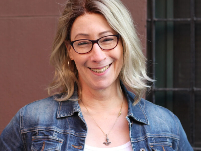 A photo of poet Diana Goetsch